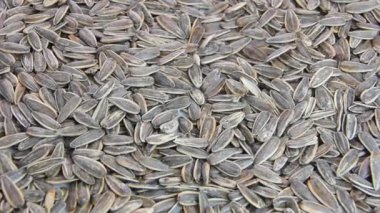 Doğal siyah küçük ayçiçeği tohumları