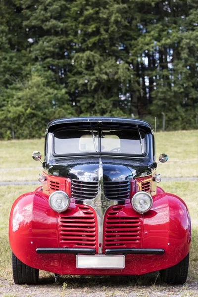 Amerikansk Vintage Bil Närbild Dodge Främre Detalj — Stockfoto