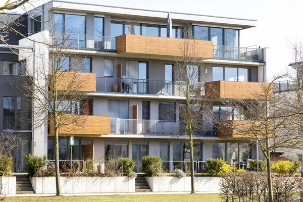 Modern appartementencomplex — Stockfoto