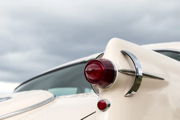 Feu arrière d'une voiture classique — Photo