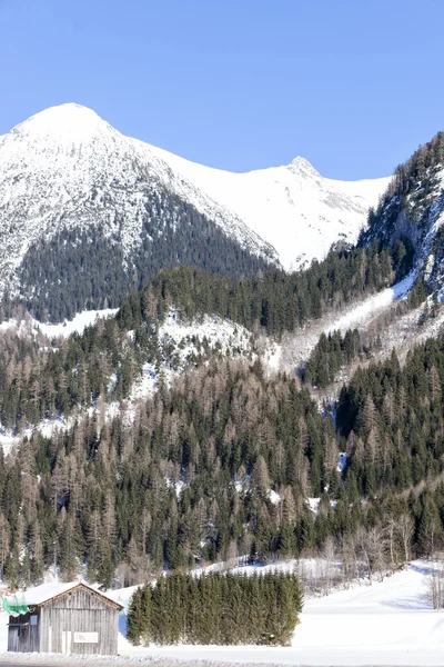 In de winter landschap, Oostenrijkse Alpenroute — Stockfoto