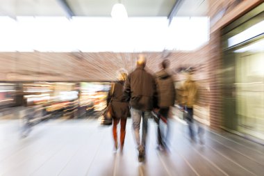 Acele koridor, etkisi zoom, hareket bl insan kalabalığı
