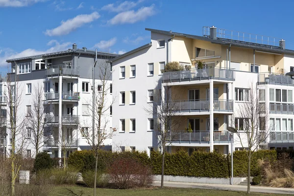 Nuovo appartamento con balcone — Foto Stock