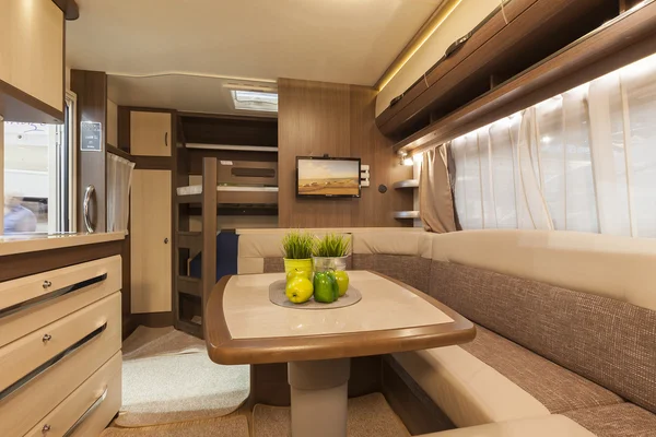 Almanya, Stuttgart, 19 Ocak 2015: modern kamp içinde