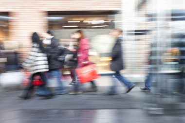 insanlar acele koridordan Hareket Bulanıklığı