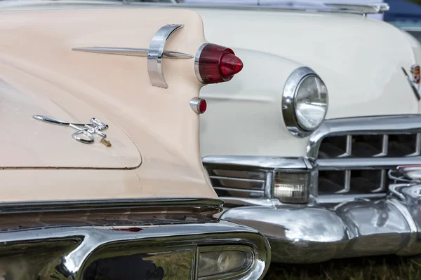 Franken, Duitsland, 21 juni 2015: detail van een vintage auto aan de achterkant — Stockfoto