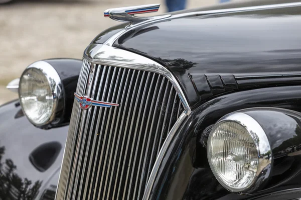 Biberach, Německo, 31. srpna 2015: americký veteránem, close-up Chevrolet přední detail — Stock fotografie