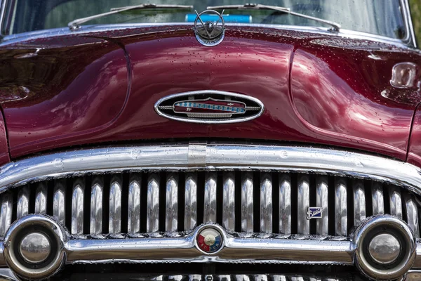 Franken, Duitsland, 21 juni 2015: detail van een Buick vintage Front — Stockfoto