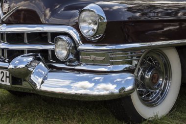 Emmering, Almanya, 19 Eylül 2015: Cadillac Fleetwood vintage