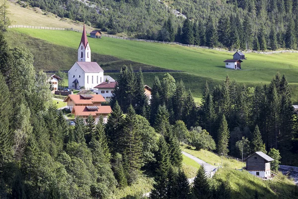 Деревня Фелине, Грамайс, Австрия — стоковое фото