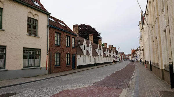 Bruges Belgium May 2018 Στέγες Και Παράθυρα Παλαιών Αυθεντικών Τούβλων — Φωτογραφία Αρχείου