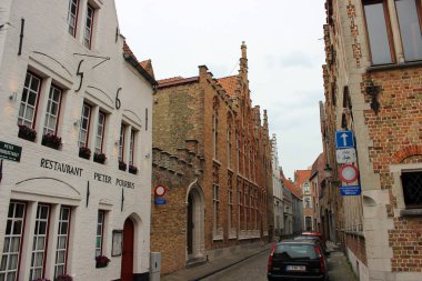 Bruges, Belçika - 12 Mayıs 2018: Çok Eski Restoran Pieter Pourbus 'a Bakış