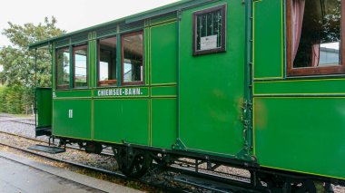 Prien am Chiemsee, Bavyera, Almanya - 30 Ağustos 2018: Chiemsee-bahn - Tren ve vagonlar 1887 yılında inşa edilmiştir.