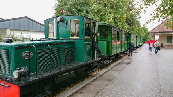 Prien Chiemsee Bavaria Germany August 2018 Chiemsee Bahn 旅游铁路的火车和汽车建于1887年 — 图库照片