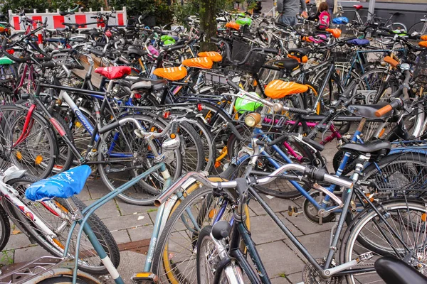 München Bajorország Németország 2018 Szeptember Kerékpár Parkolás München Utcáin — Stock Fotó