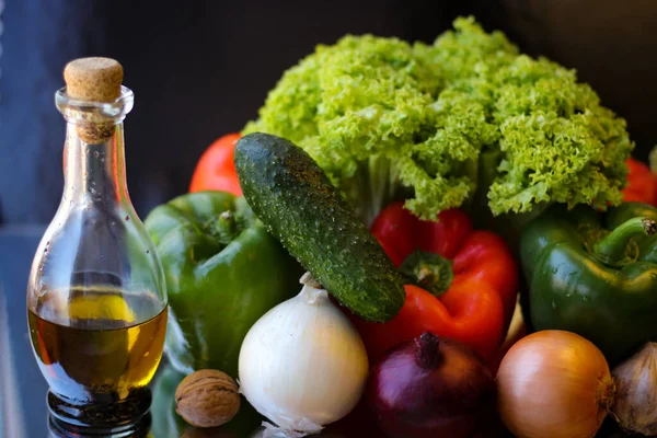 Voorbereidingen Voor Een Heerlijk Vegetarisch Diner Gewassen Bulgaarse Peper Groene — Stockfoto