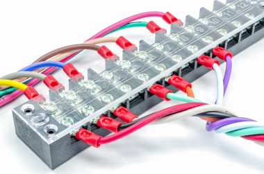 Tel bağlayıcı terminal.