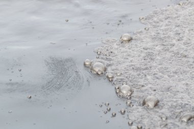 nehir su kirliliği.