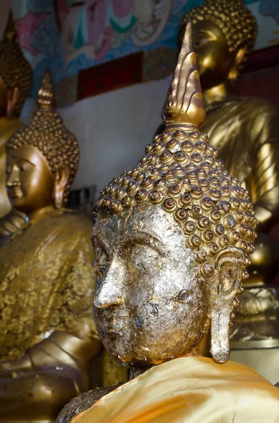 Gold Buddha statue. — Stock Photo, Image