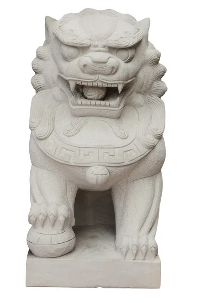 Lev sochy v čínském stylu na bílém pozadí. — Stock fotografie