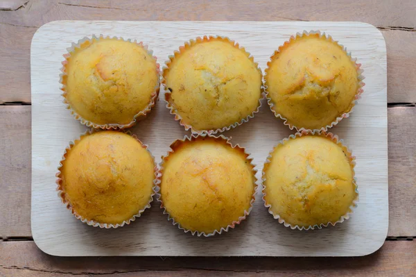 Banana taza pastel dulce postre panadería . — Foto de Stock