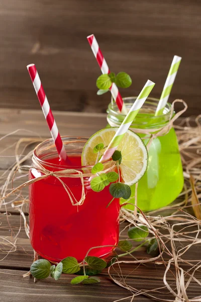 Bebidas en Mason Jar —  Fotos de Stock