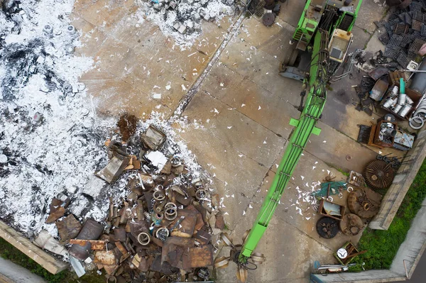 废金属回收厂的顶部视图 — 图库照片