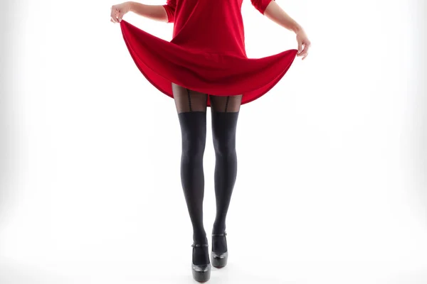 Jonge Vrouw Rode Jurk Mooie Panty Zwarte Schoenen Witte Achtergrond — Stockfoto