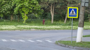 Zebra ve yaya geçidi işaret