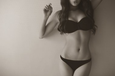 Kadın iç çamaşırı uzun saçlı güzel seksi kız