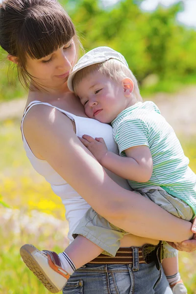 Young mother with her baby son — Stock Photo, Image