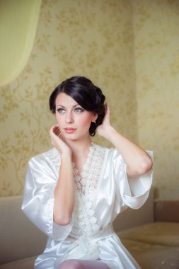 Sabah evde genç gelin