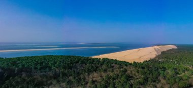 Pilat 'ın hava manzarası, Dune du Pyla, Avrupa' nın en uzun kum tepesi, Arcachon Körfezi, Aquitaine, Fransa, Atlantik Okyanusu
