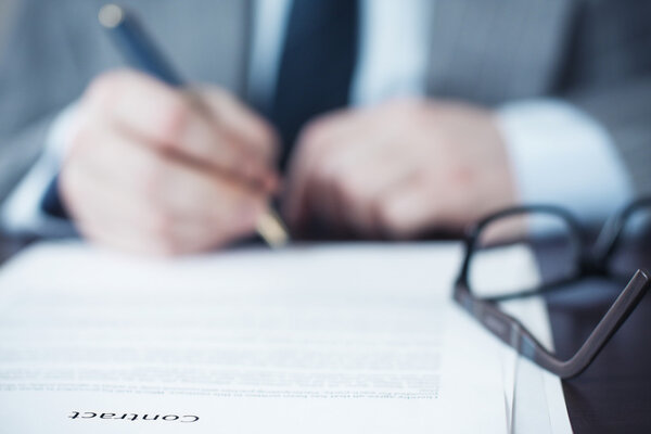 Signing the Contract