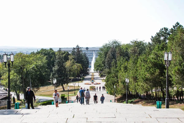 Pyatigorsk Rusia Septiembre 2020 Una Escalera Desciende Plaza Lenin Vista —  Fotos de Stock