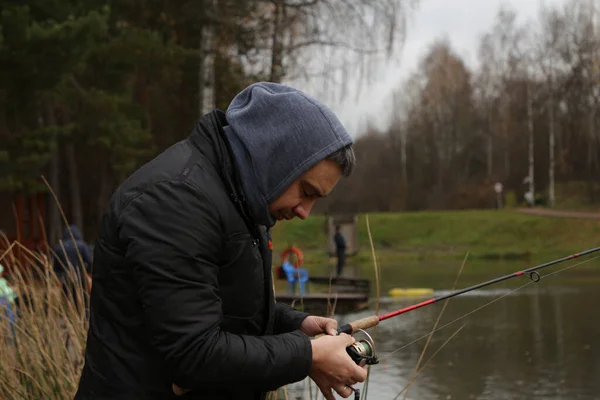 Man Fishing Rod Pond — Stock Photo, Image