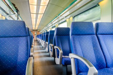 Uzun ve kısa mesafe için tren emtpy iç