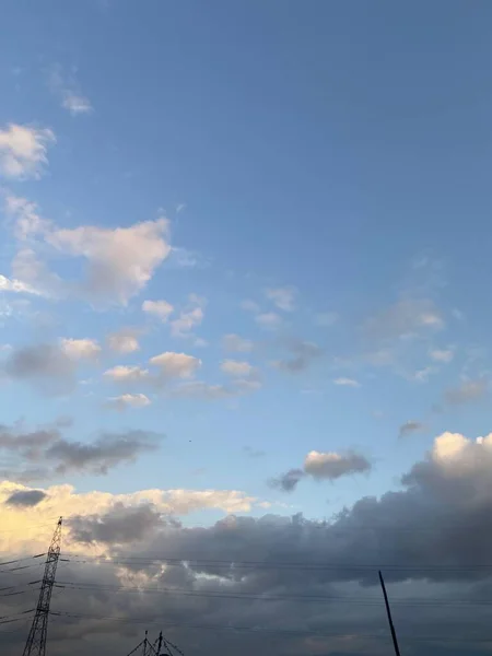 Beaucoup Beaux Nuages Blancs Avec Lumière Soleil Flottant Dans Ciel — Photo