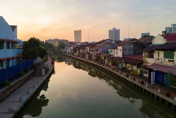 MALACCA, MALAYSIA - 23 Mart: Melaka Nehri, Malezya. Malacca 7 Temmuz 2008 'den bu yana UNESCO Dünya Mirasları Listesi' nde yer alıyor..