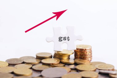 GST sözcüğü kayıp bulmaca ve kopyalanmış altın paralar hakkında