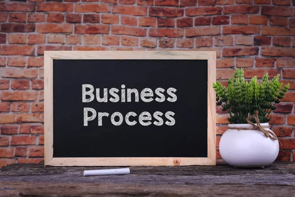 Business Process Woord Schoolbord Met Groene Plant — Stockfoto