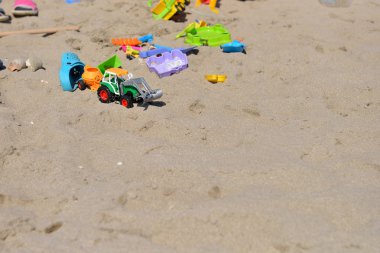 Güzel plastik çok renkli kum plaj döşeme oyuncaklar
