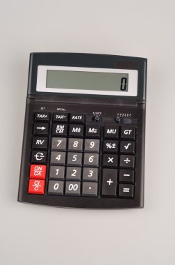 cep hesap makinesine beyaz bir arka planda kullanıma hazır