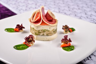 Etli jöle hindi göğsü gorgonzola peyniri, marul, ba ile kapatmak