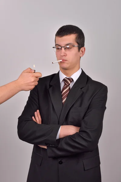 Young business man dressed in tuxedo is whaiting for somebody el — Stock Photo, Image