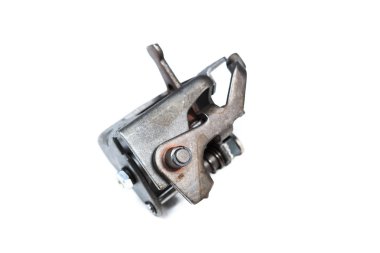 Beyaz arka plan üzerinde izole otomobil parçaları