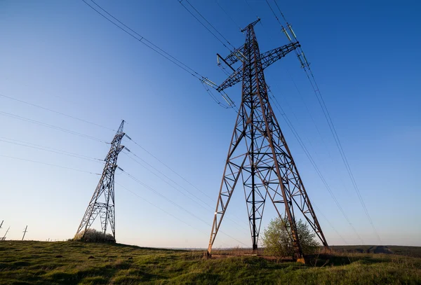 Linee elettriche — Foto Stock