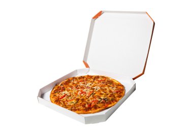 Beyaz bir arka plan üzerinde izole bir kutu içinde pizza
