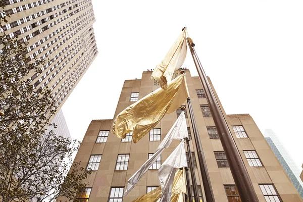 Flags and skyscrapers — Stock Photo, Image