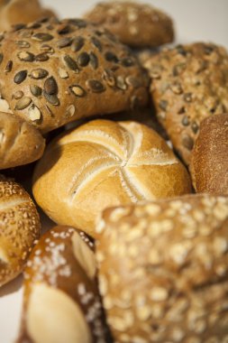 Bun ve tohum olmadan rulo